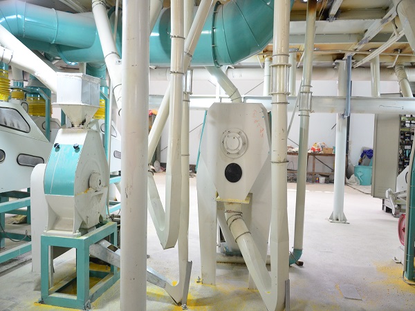 全自動<a href=http://www.fpadna.com/product/6/ target=_blank class=infotextkey>玉米加工設備</a>